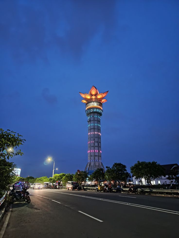 Menara Pandang Teratai